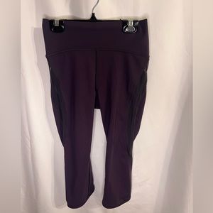 Lululemon Sun Setter Crop (17")
Boysenberry Size 4